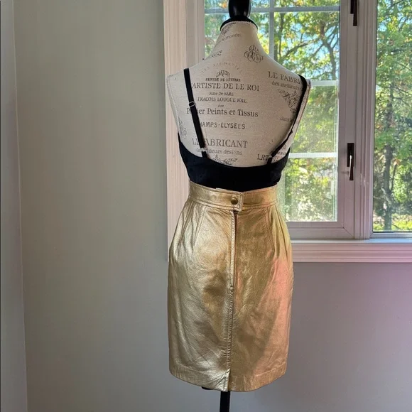Vintage Escada 1990’s gold metallic mini pencil skirt EVC size Small (euro 38) - Picture 2 of 11